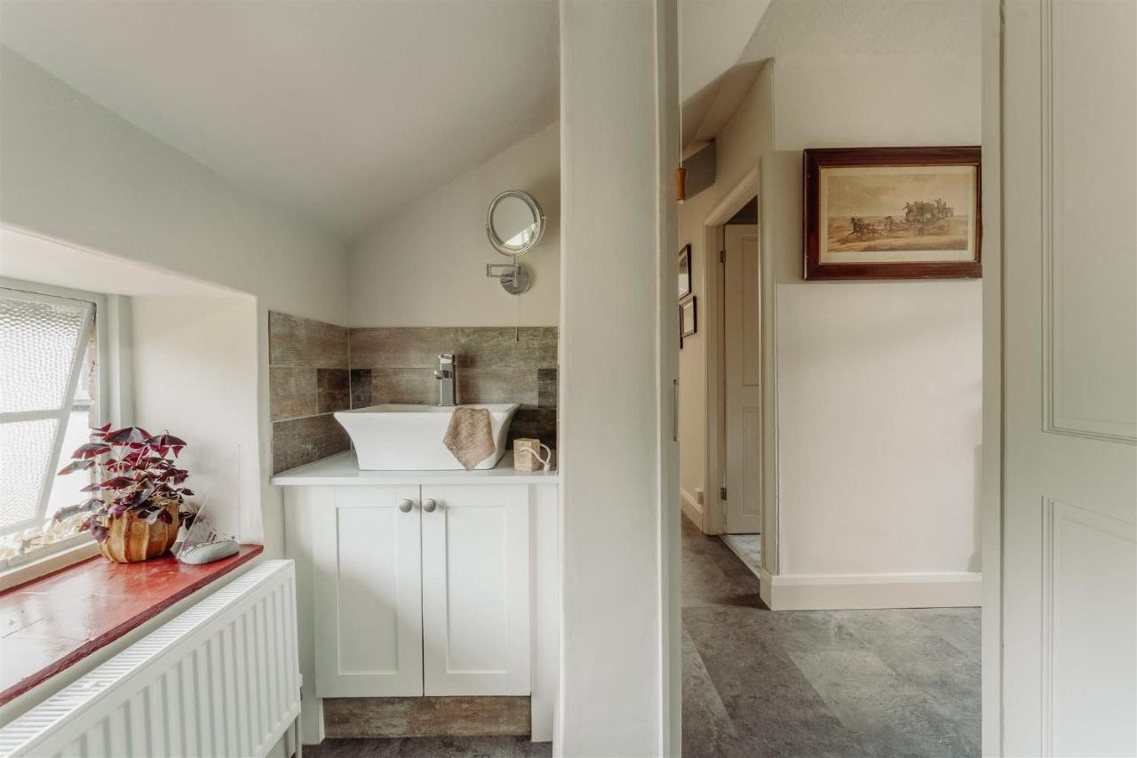 The Stables - Charming 15Th-Century Rural Bolthole Apartment Newton Abbot Exterior photo